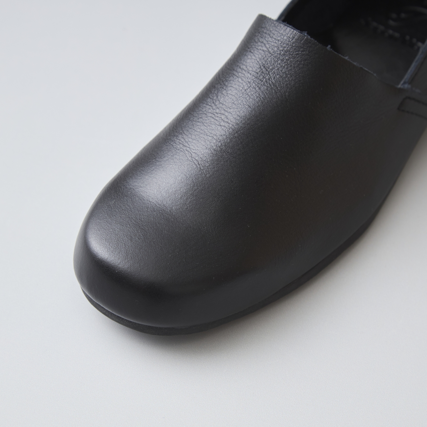 TRAD+/撥水ソフトレザースリッポン